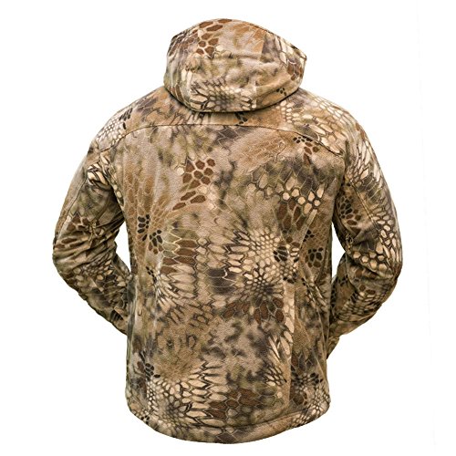 3 Best Bow Hunting Jackets for Cold Weather (Must Read Reviews)